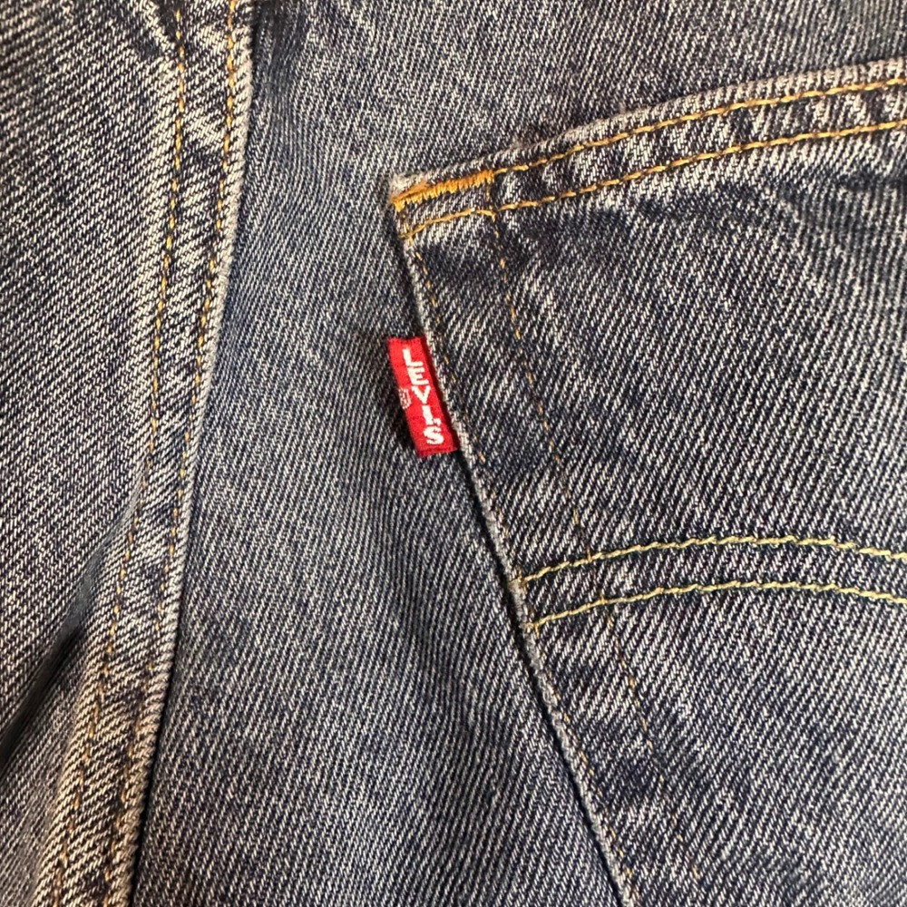 Levis Premium 501 Button Fly 90s Mens Straight Leg Blue Denim Jeans W29 L30 - Picture 2 of 10
